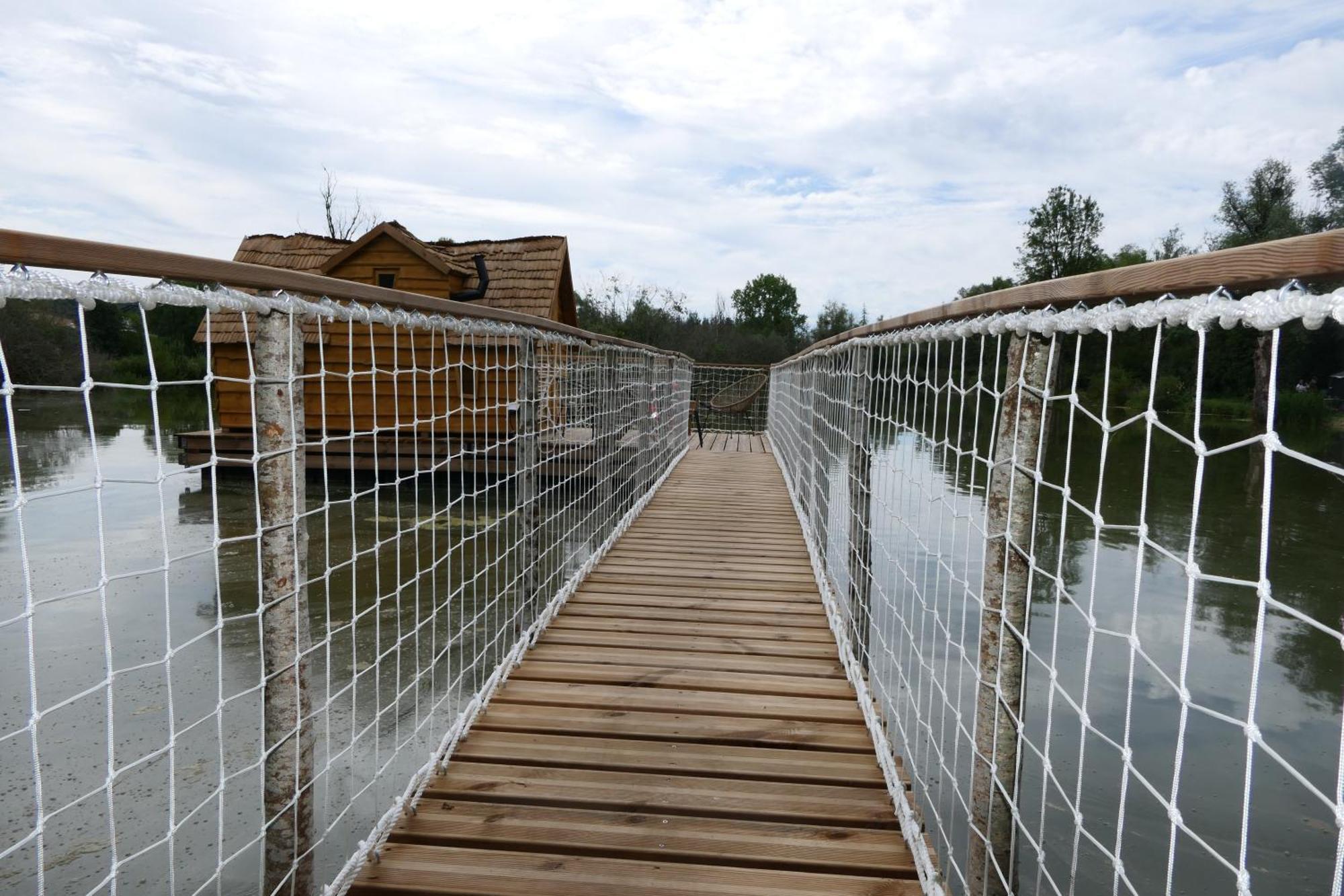 Les Cabanes Flottantes Givrauval ภายนอก รูปภาพ